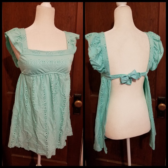 Betsey Johnson Other - BETSEY JOHNSON tankini swim top with ruffle straps